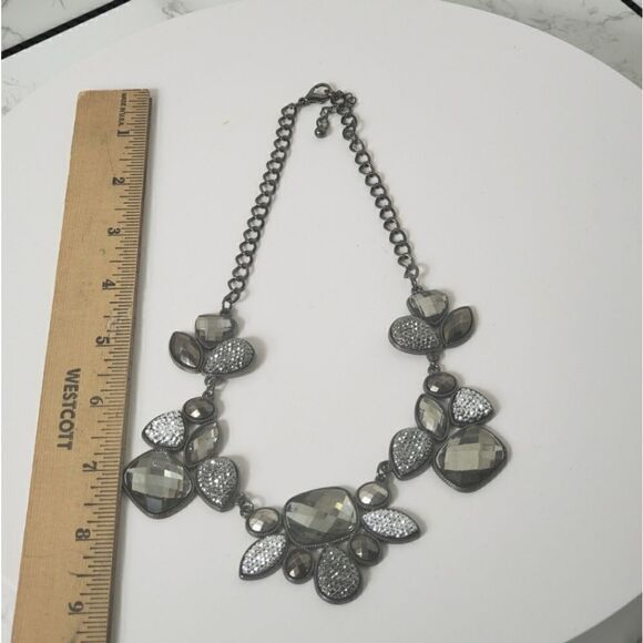 STATEMENT PIECE NECKLACE  Gunmetal & Faceted Resin Cabochons - Picture 6 of 8